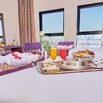 Carlton Dubai Creek Hotel