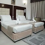 Sun & Sands Sea View Hotel