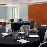Avani Deira Dubai Hotel
