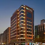Hyatt Place Dubai Baniyas Square