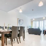 Stunning 1 Bedroom Apartment In Down Town