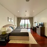 Signature Living Resort Apartments With Private Beach And Laguna Pool , Palm Jumeirah