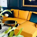 Greek Gods Luxury Jlt 1Bhk With Stunning Lake View Close To Metro
