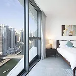 Stunning Views Elegant 5 Star Luxury 1Br Dubai Marina