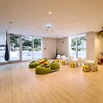 Incredible Waterfront Apt With Panoramic Views