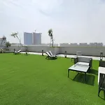 Stay By Latinem Luxury 2Br Holiday Home Cvr B1307 Near Burj Khalifa