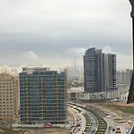 Octavius Holiday Homes, Spacious 2 Bedroom Apartment, Dubai Skyline & Burj Khalifa View