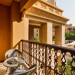 Unique 2Bedroom In The Heart Of Dubai Old Downtown