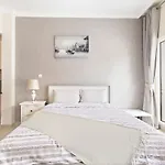 Aliving Modern Studio In Heart Of Downtown Dubai At Burj Al Nujoom-110