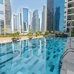 Bay Bliss !Exclusive 1 Bed Apartment!