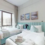 Primestay - Vida Residences 2Br At Creek Beach