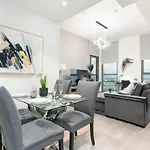 White Sage - Brand New Apartment With Panoramic New Dubai Views