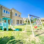 Luxury 3Br Villa With Assistant Room At Alvorada 4 Arabian Ranches By Deluxe Holiday Homes