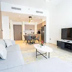 Mh- Act Tower - Downtown -1Bedroom Apartment -Ref4002