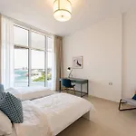Luxury Apartment Mina Azizi Palm Jumeirah-Private Beach