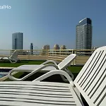 Brand New Studio W/ Balcony In Center Of Marina