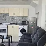 Room In Villa - Amazing One-Bedroom Villa Townhouse