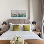 Frank Porter - Majestique Residence 2