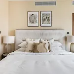 Guestready - High-Floor Luxury With Marina View