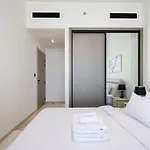 Fully Furnished Luxe 1Br In Jvc