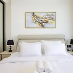 Fully Furnished Luxe 1Br In Jvc