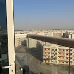 国际城华人民宿 单间双人床 合住公寓