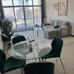Specious Cosy Bedroom In Al Sufouh