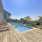 Vayk - Modern Building Spacious 2Bd Apartment