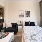 Cloud 9 - Elegant High-Rise Studio Apt In The Heart Of Dubai