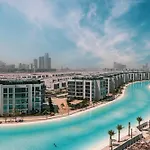 Crystal Lagoon View Beach Access Fast Wi-Fi