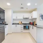 Beautiful 1Br In The Heart Of Marina Next To Metro