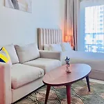 Full Sea View With Balcony - Studio Apartment - 10 Min To Jbr -