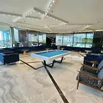 Luxury Studio With Burj Views - 6 Min From Dubai Mall