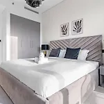 First Class 1Br 1 Chic & Elegant