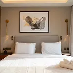 Luxurious Apartment In The Address Residences Opera Burj Khalifa Minutes Away From Dubai Mall