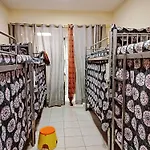 Rovers Boys Hostel Dubai Near Gold Souq Metro