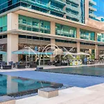 1Br With Study City View Bay Square B7
