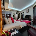Le Paradise Palace Hotel