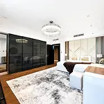 3-Bdr Marina Gem W Stunning Yacht Bay Views
