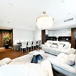 3-Bdr Marina Gem W Stunning Yacht Bay Views