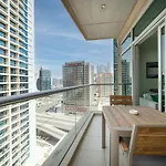 Downtown 1 Bed With A Pool Side Burj Khalifa View