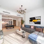 Luxury 2 Bedroom Apartment In Downtown Dubai Boulevard Views
