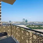 Luxurious 4-Br Stay In Al Jaddaf