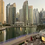 Marina Grand Metro Holiday Home