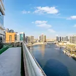 Fam Living - Waters Edge Huge Terrace With Canal Views