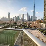 Elegance Above The Skyline Furnished 2-Br With Direct Burj Khalifa Panoramas By Petals Holiday Homes