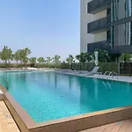Creek Gate - Stunning Two Bedroom In Creek Harbour