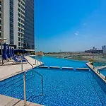Golf Views In 30Th Floor