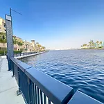 Manazel Al Khor