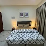 Furnished Private Studio Apartments Near Union Metro Station